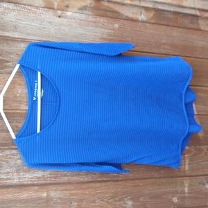 American Eagle T-shirt. Striped.